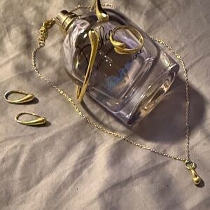 Dolce & Gabbana Gold Teardrop Necklace Set